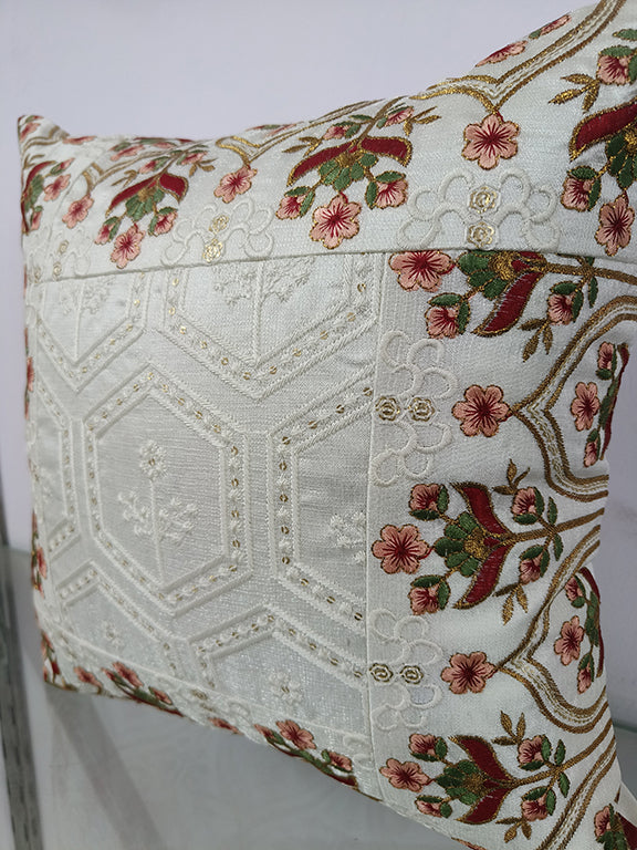 Handmade Chicken Embroidered Throw Cushion Cover.