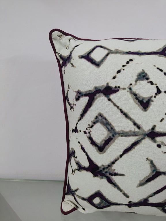 Handmade Digital Printed Abstract Design Cushion Cover.